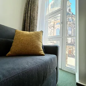 Grosses Familienapartment Mit Blick Zur Frauenkirche Apartment